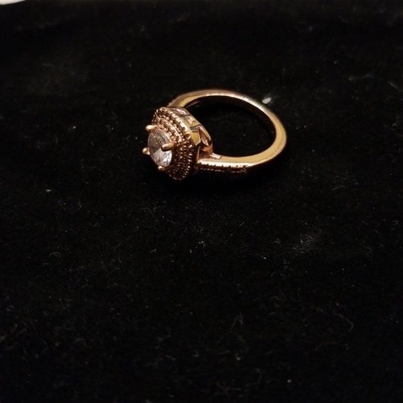 Ring - Picture 3 of 3